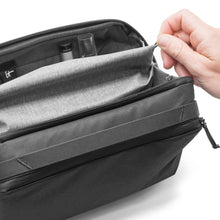 Load image into Gallery viewer, Wash Pouch
